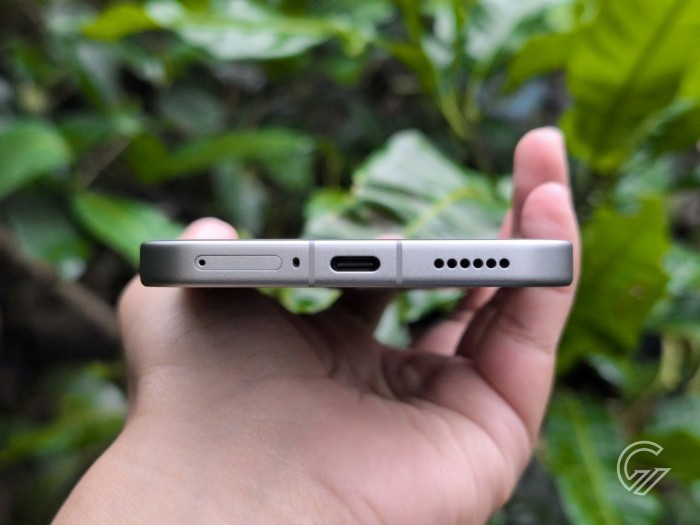 Xiaomi-15T-Pro-Sidebottom