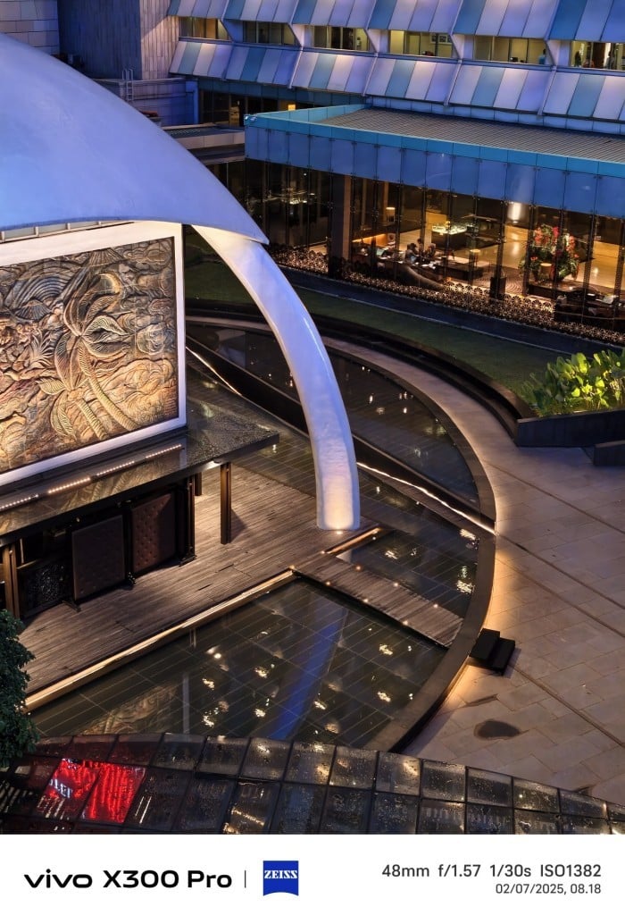 vivo-X300-Pro-NightMode-Gedung-48mm