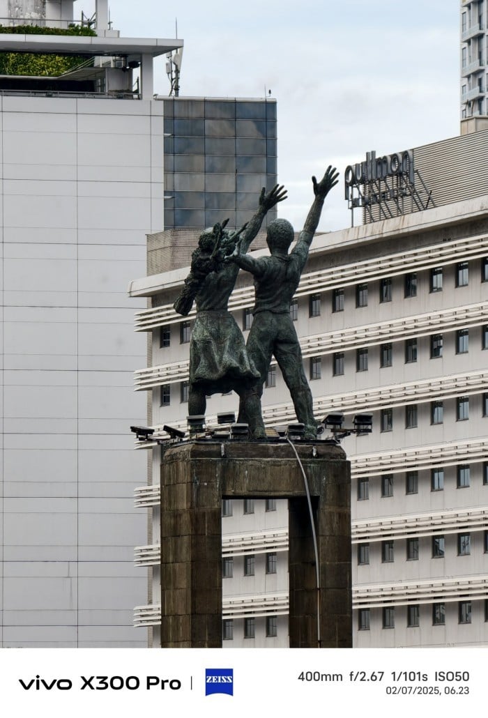 vivo-X300-Pro-TeleconverterKit-400mm