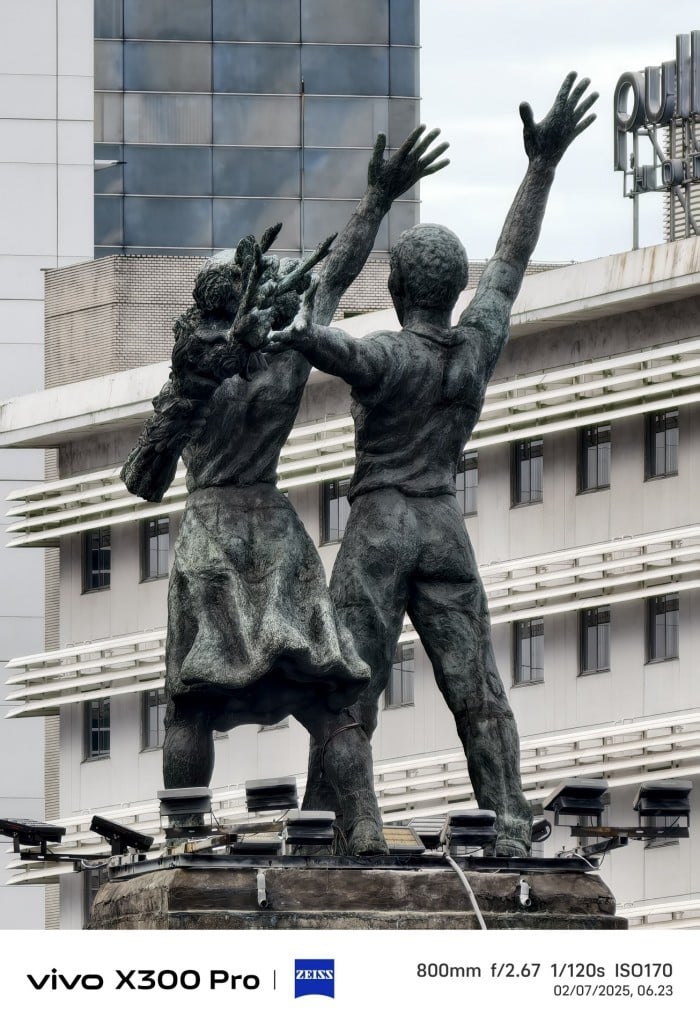 vivo-X300-Pro-TeleconverterKit-800mm