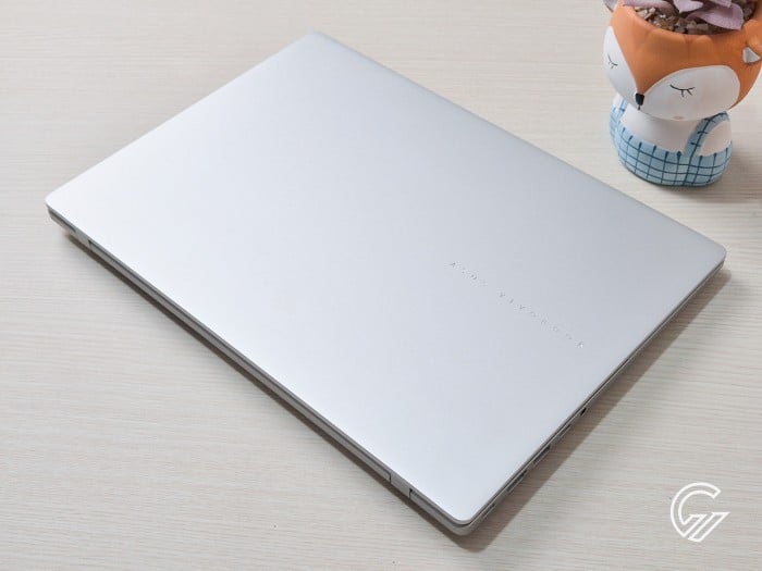 Review ASUS Vivobook S14 (S3047CA) (1)