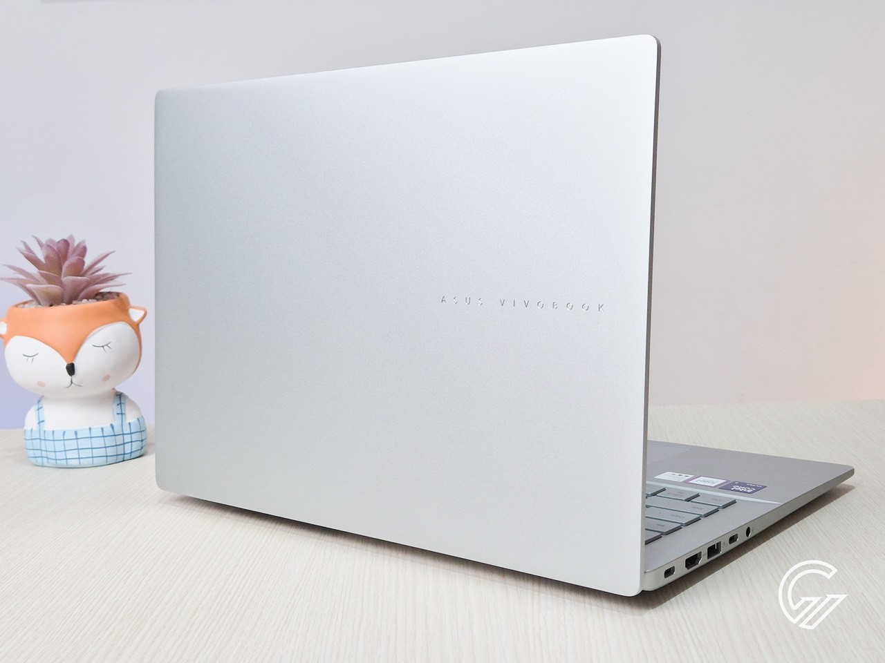 Review ASUS Vivobook S14 (S3047CA) (14)