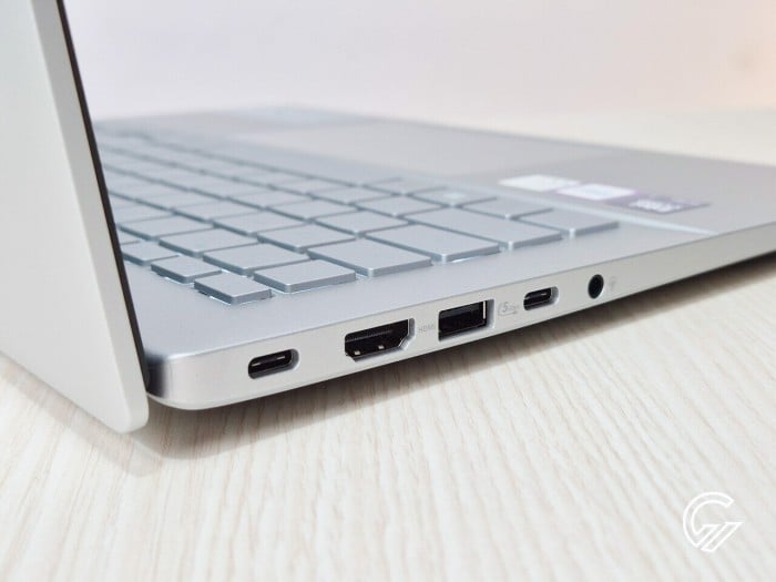 Review ASUS Vivobook S14 (S3047CA) (6)