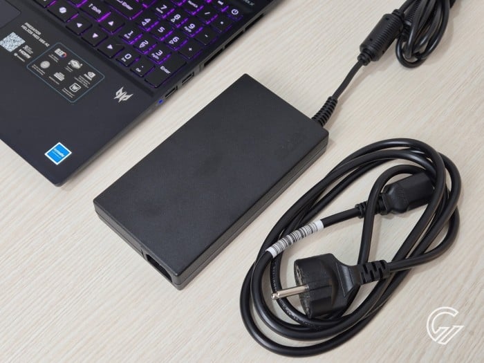 Review Acer Predator Helios Neo 16S AI (8)