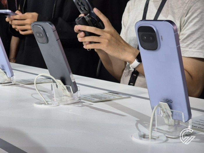 Peluncuran Resmi iQOO 15R (4)