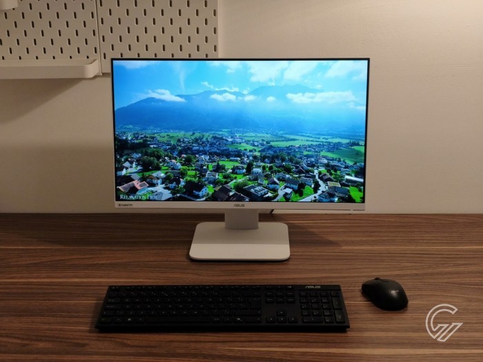 ASUS AIO ExpertCenter PM640KA-Nonton