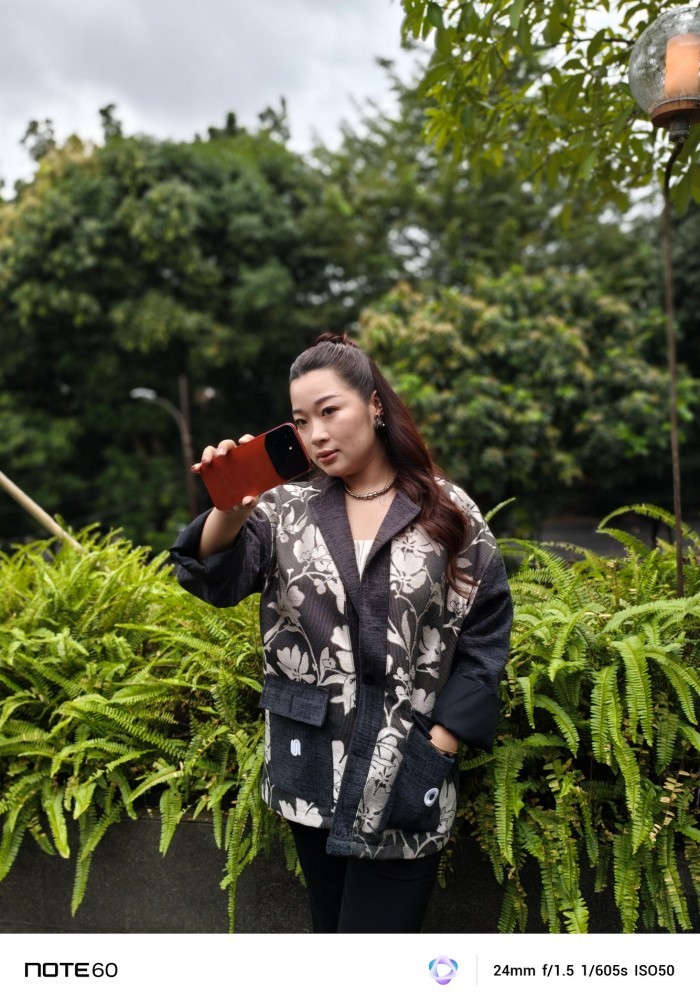 Infinix-NOTE-60-Portrait-24mm