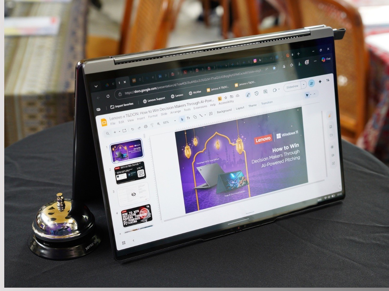 Lenovo Aura Edition - Header