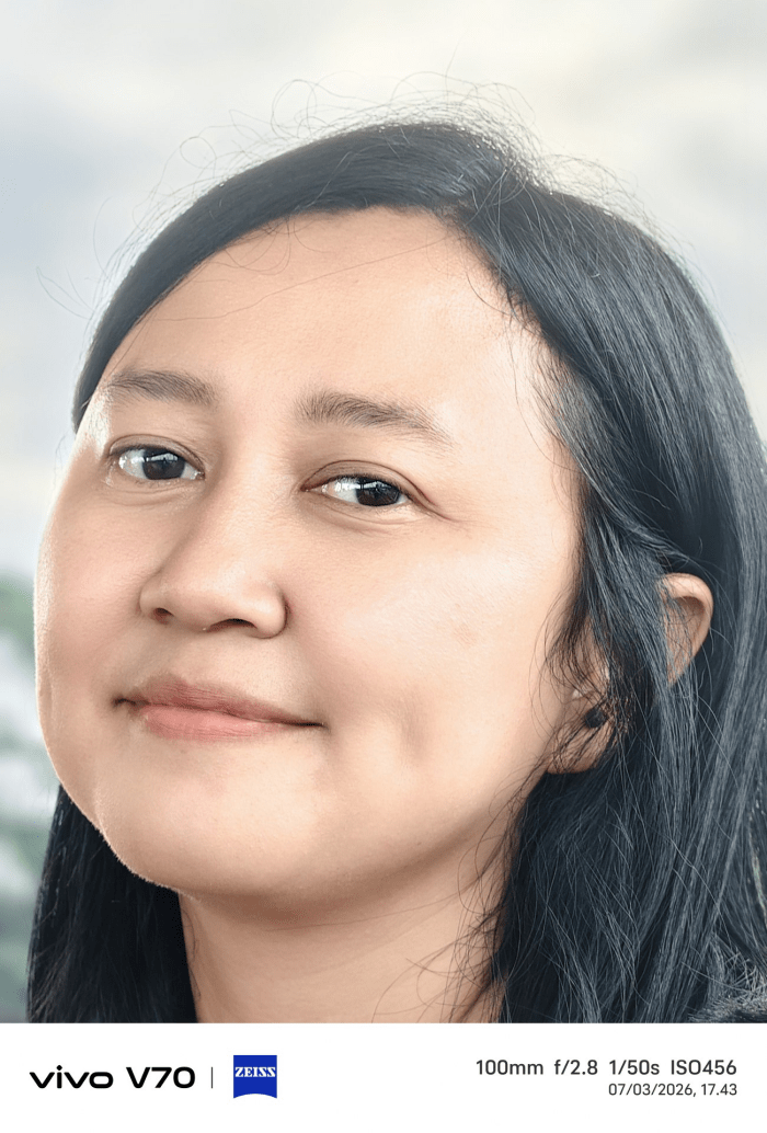 vivo-V70-100mm-Portrait