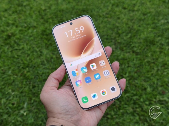 vivo-V70-LayarHandsonDiagonal2