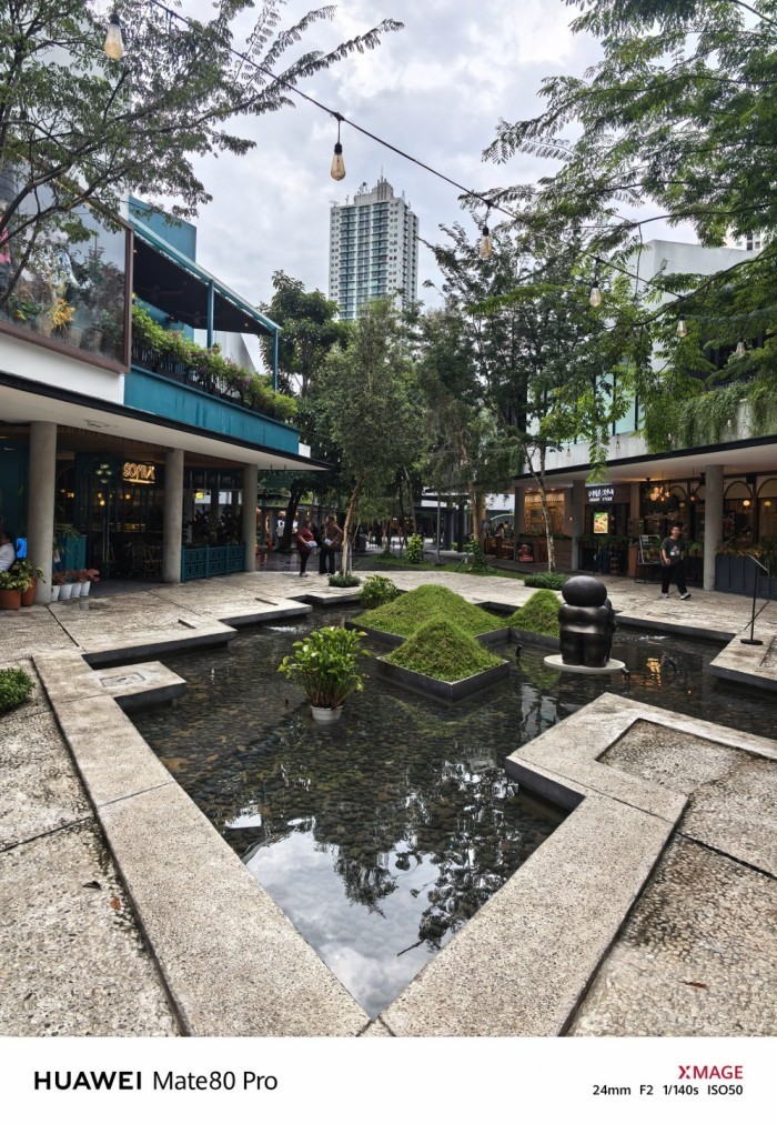 HUAWEI-Mate-80-Pro-Area-1xZoom