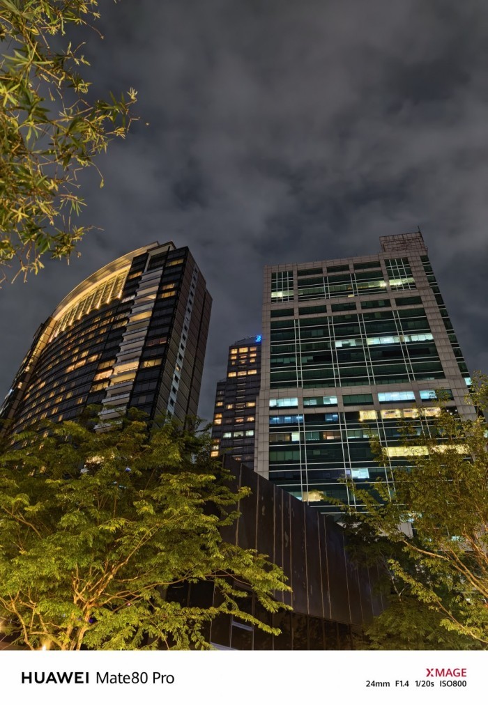 HUAWEI-Mate-80-Pro-NightMode-GedungLangit