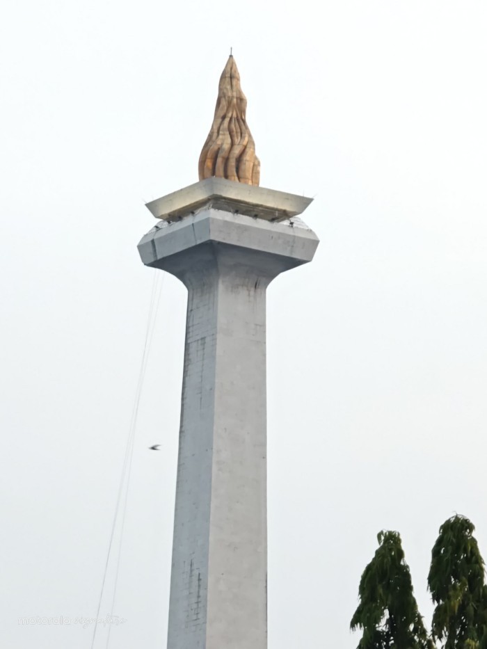 Moto-Signature-Monas