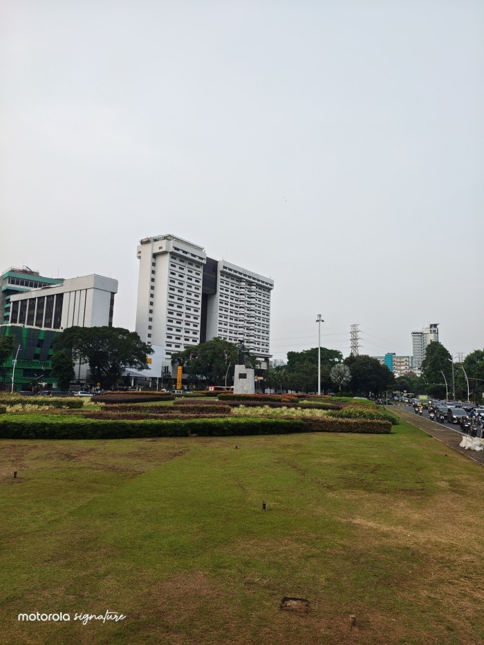 Moto-Signature-PatungTani-1xZoom