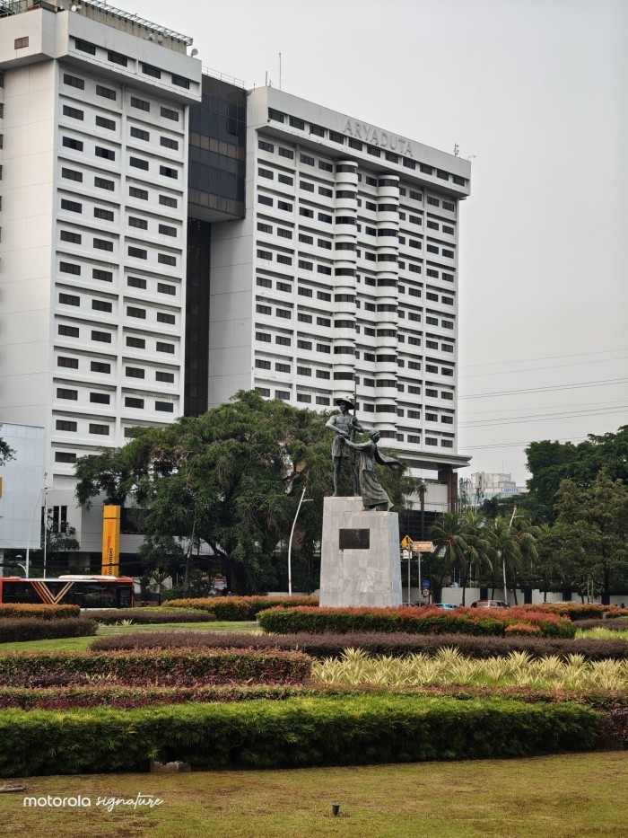 Moto-Signature-PatungTani-3xZoom