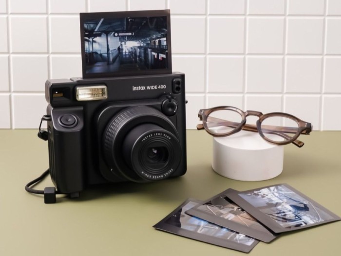 Rilis instax Wide 400 JET BLACK (1)