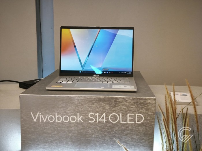 ASUS Vivobook S14 OLED