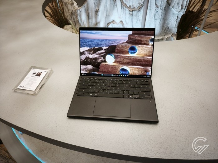 ASUS-Zenbook-DUO-LaptopMode
