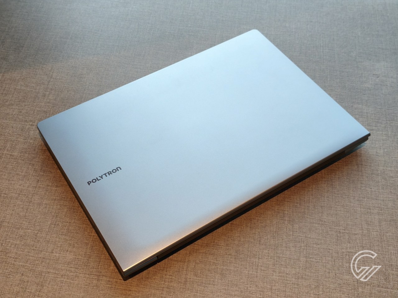 Polytron-Luxia-R5-Cover