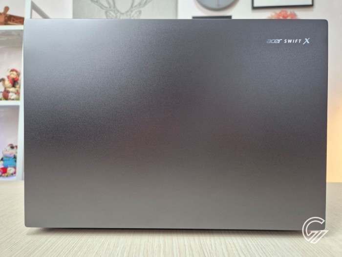 Review Acer Swift X 14 AI SFX14-73G (9)