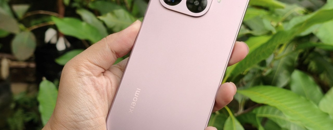 Xiaomi-17T-BackDiagonal