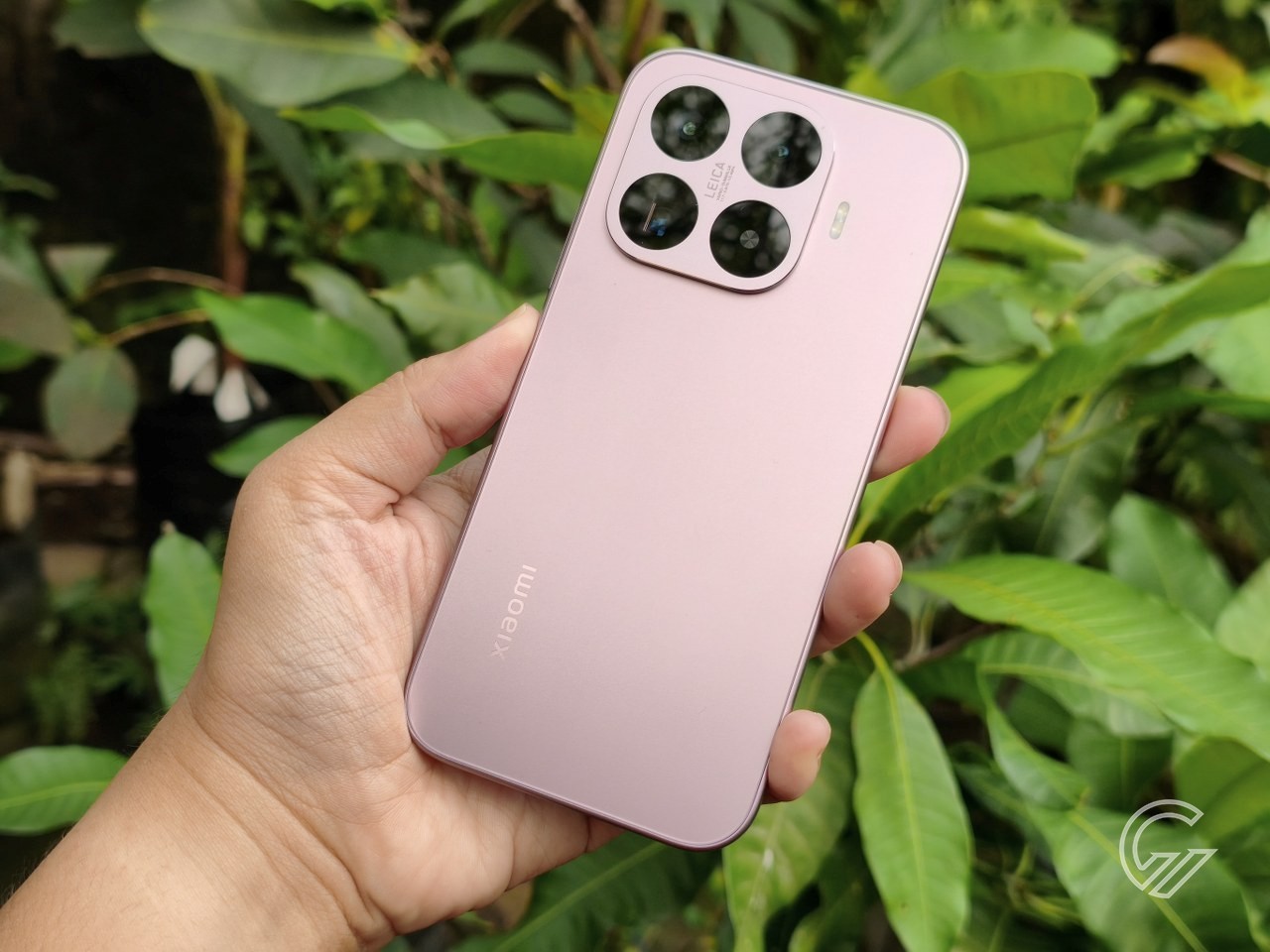 Xiaomi-17T-BackDiagonal
