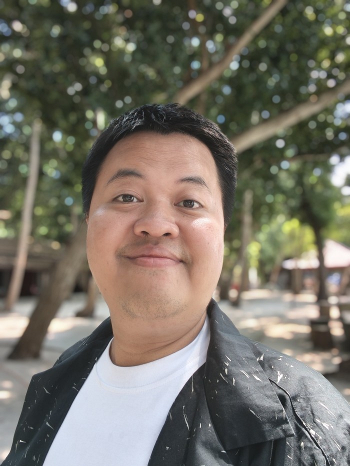 Xiaomi-17T-Selfie-Portrait