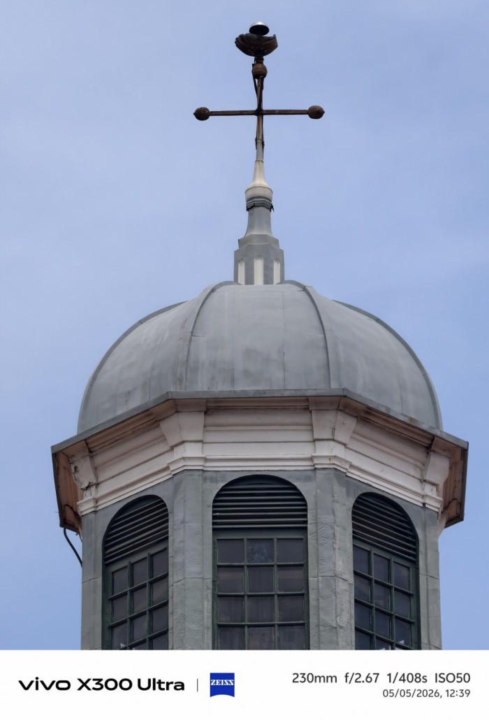 vivo-X300-Ultra-KantorGubernur-230mm