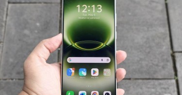 vivo-X300-Ultra-Layar1