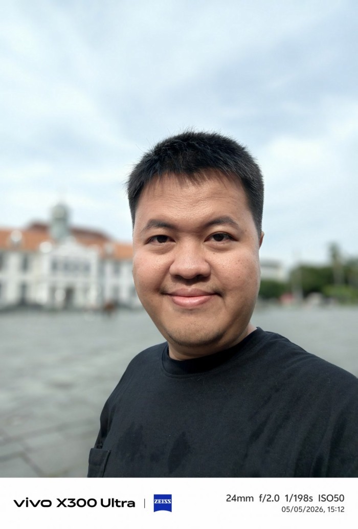 vivo-X300-Ultra-Selfie-Portrait
