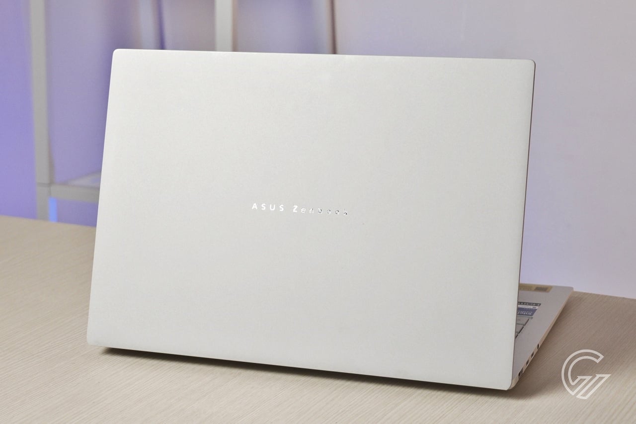 Review ASUS Zenbook S14 OLED (UX5406AA) - Bodi Tipis, Bertenaga Dengan Intel Core Ultra 9