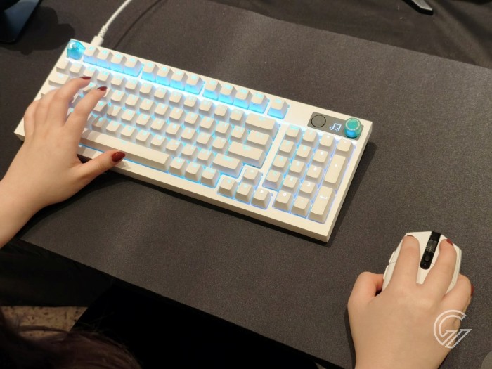 Logitech G316 x 98 Wired Gaming Keyboardo