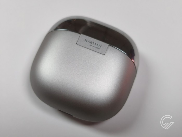 Xiaomi-Buds-6-DiagonalBack
