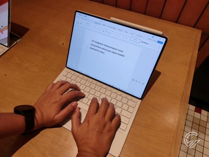 HUAWEI-MatePad-Pro-Max-Keyboard