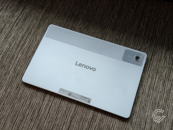Lenovo Idea Tab - Back