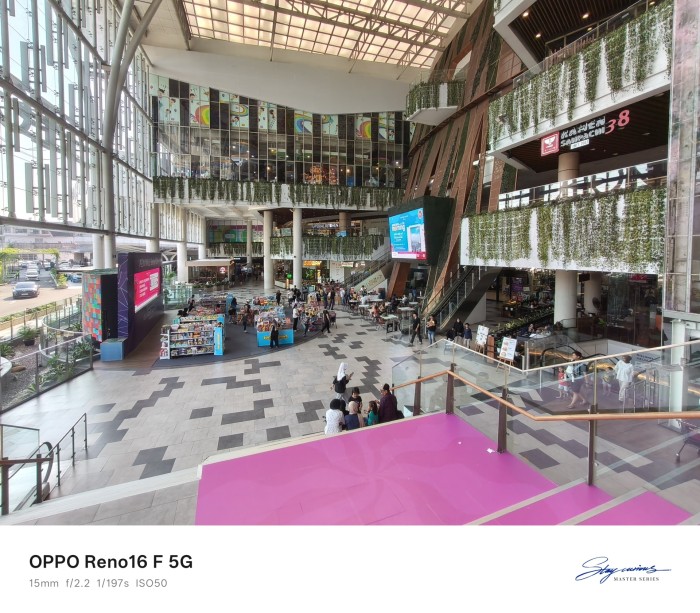 OPPO Reno16 F 5G - Hasil Kamera