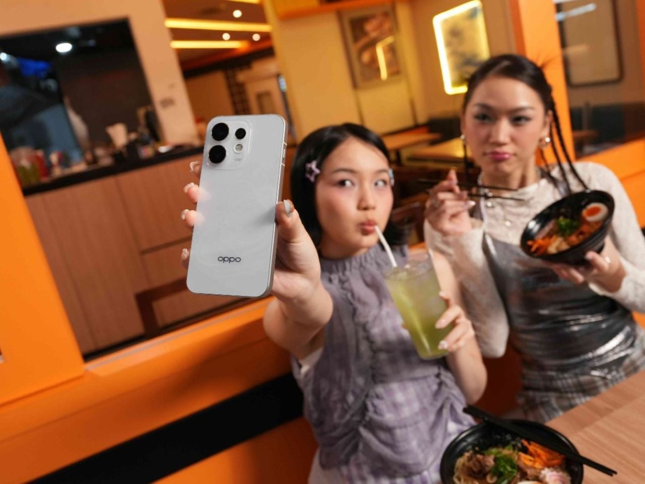 OPPO Reno16 Series 5G Fotografi