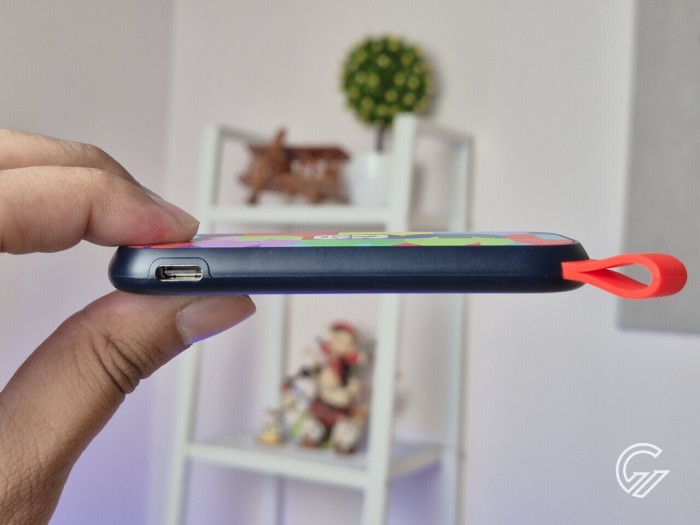 Review SANDISK Portable SSD E30 FIFA World Cup 2026 Edition 1TB (2)