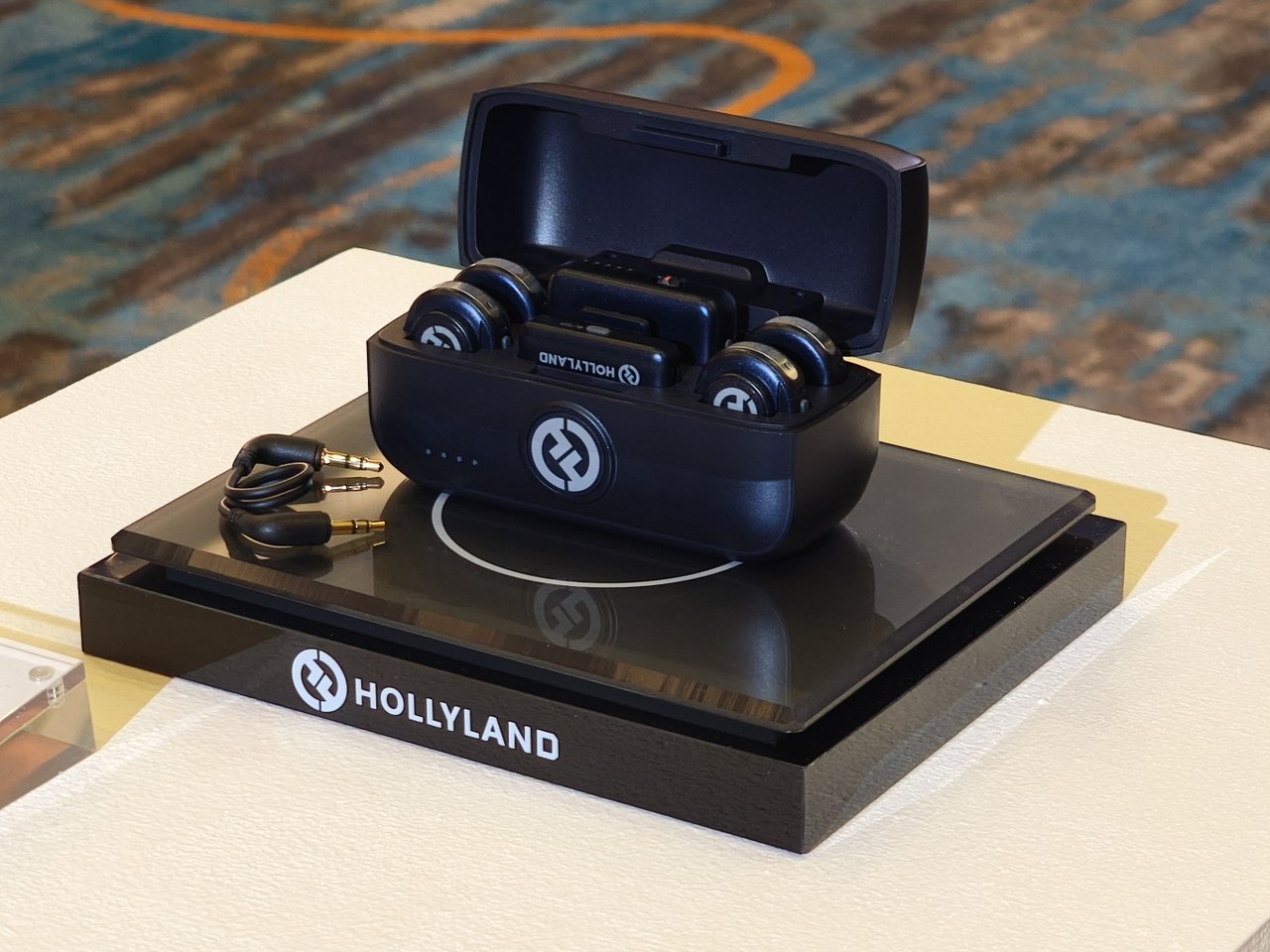 Hollyland-Lark-M3-Featue