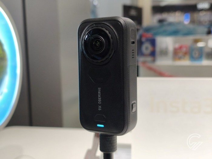 Insta360-X6-BackDiagonal
