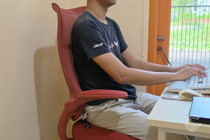 TT AIRFLEX V2 Ergochair