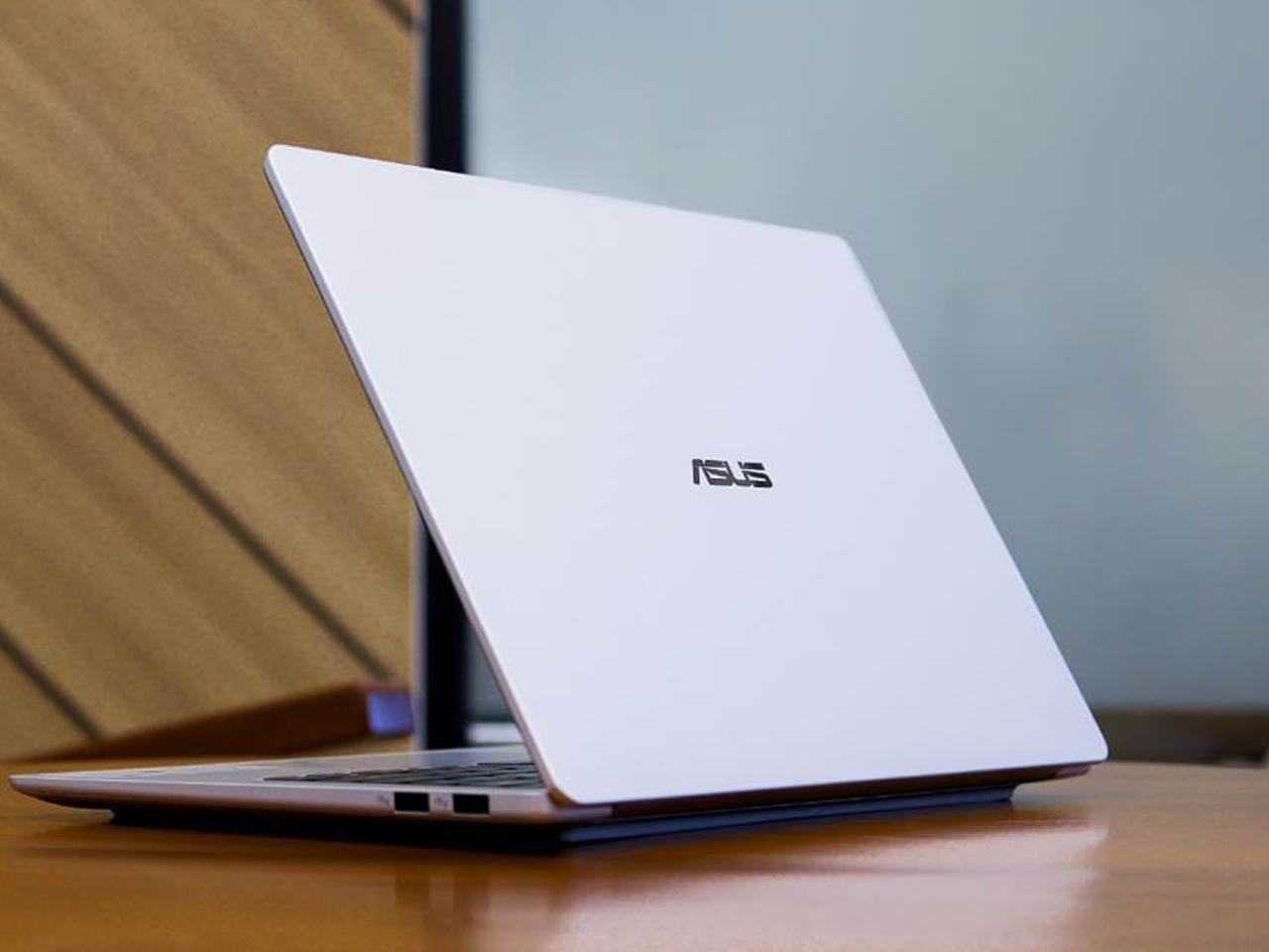ASUS Vivobook S14 S5452MA