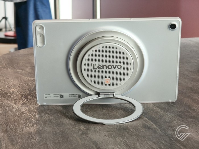 Lenovo-Tab-Plus-Gen2-Kickstand1