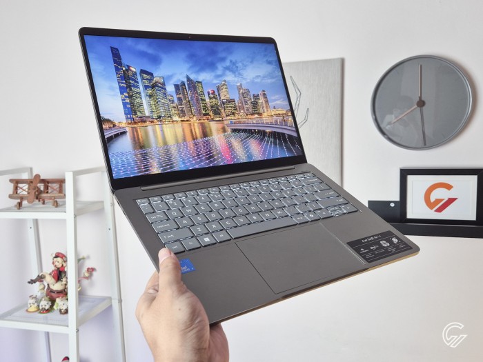 Review Acer Swift Air 14 AI SFA14-i31 (4)