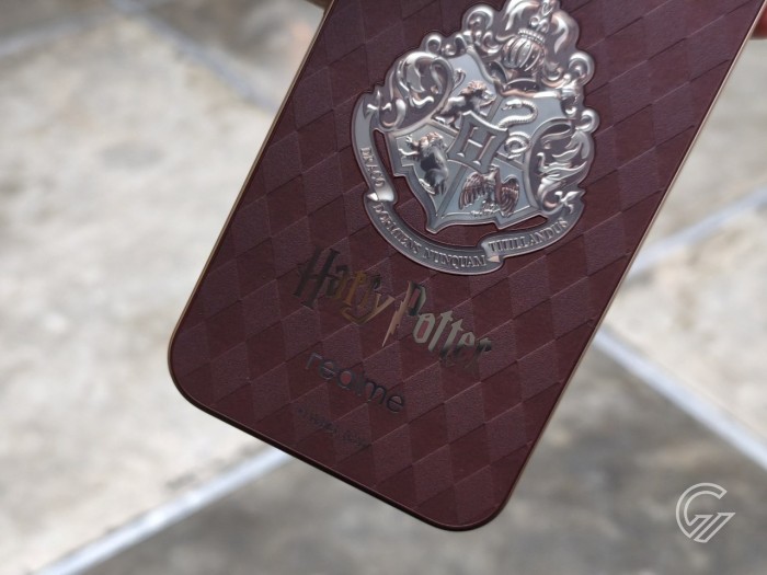 realme-16-Pro-Harry-Potter-Logo