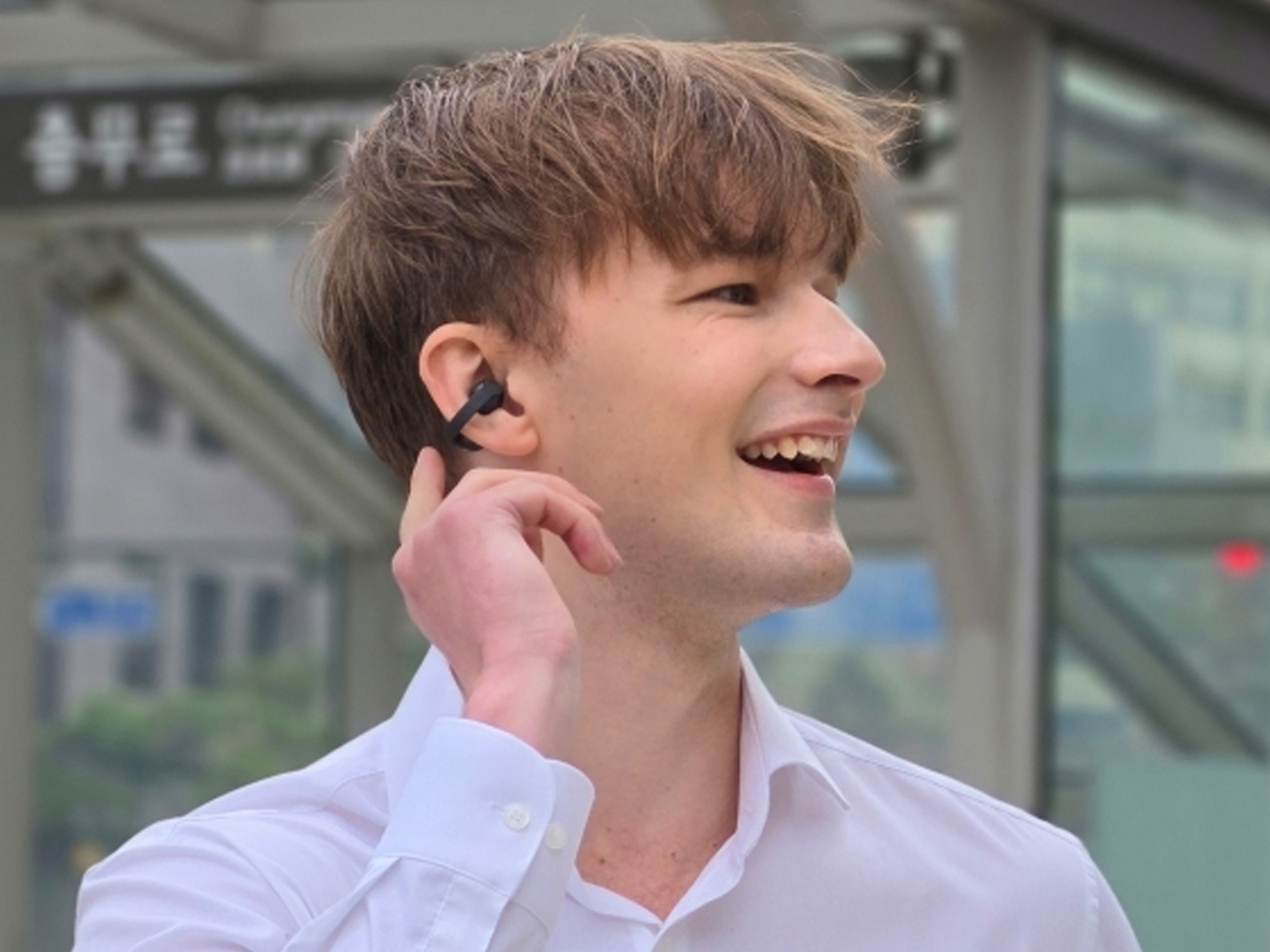 Galaxy Buds On wear