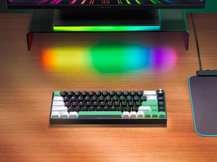 Razer Reclusa Mini 65% Monitor