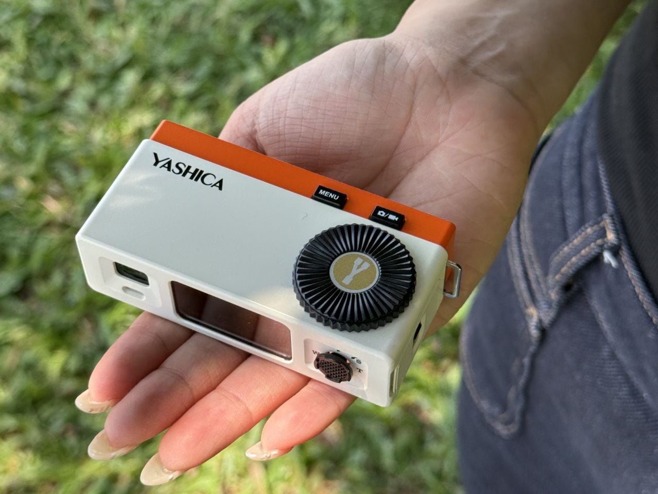 Rilis YASHICA Y16 Pocket Camera (1)