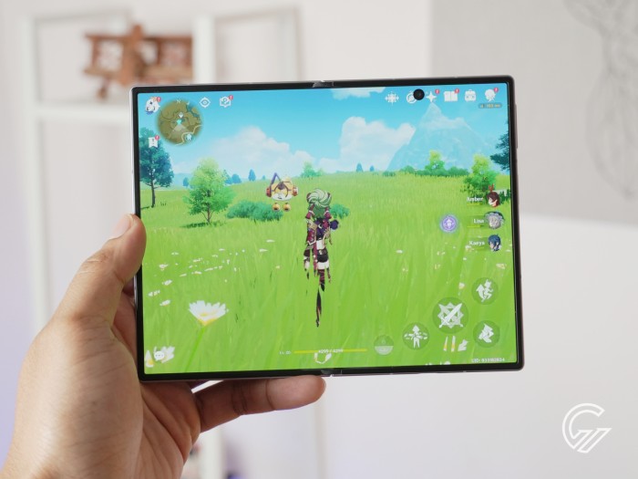 Samsung Galaxy Z Fold 8 - 14