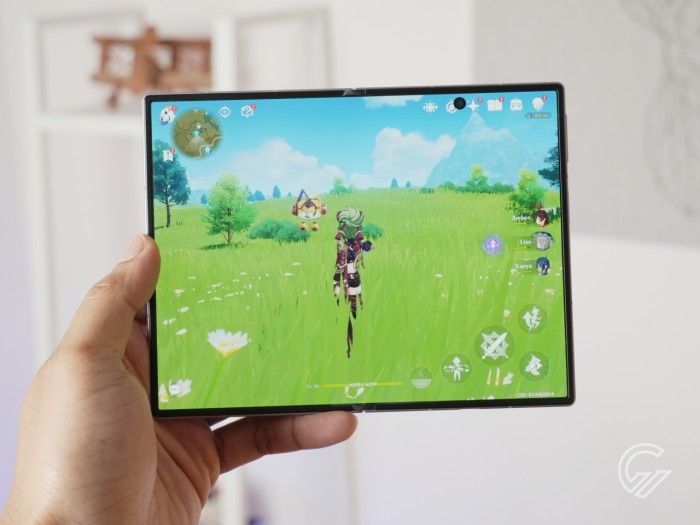 Samsung Galaxy Z Fold 8